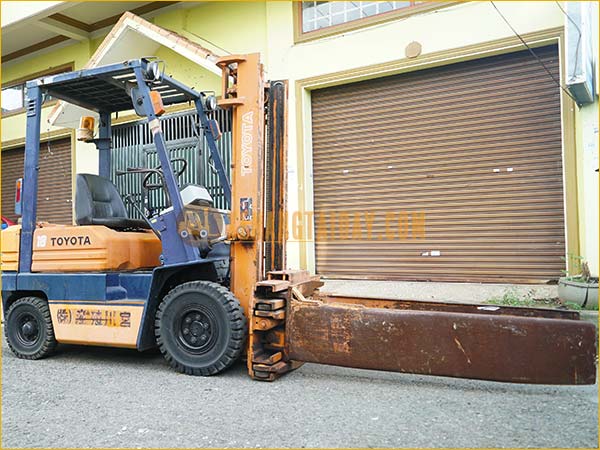 Xe nâng dầu TOYOTA 5FD18
