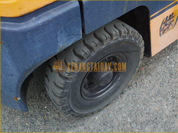 Xe nâng dầu TOYOTA 5FD18