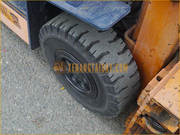 Xe nâng dầu TOYOTA 5FD18