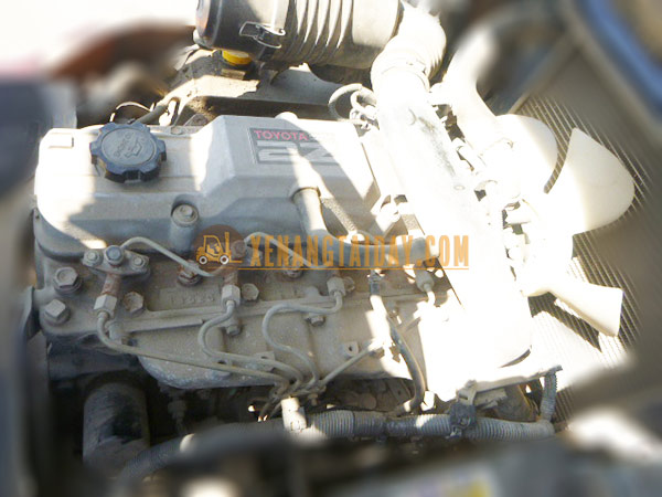 Xe nâng dầu TOYOTA 7FD25