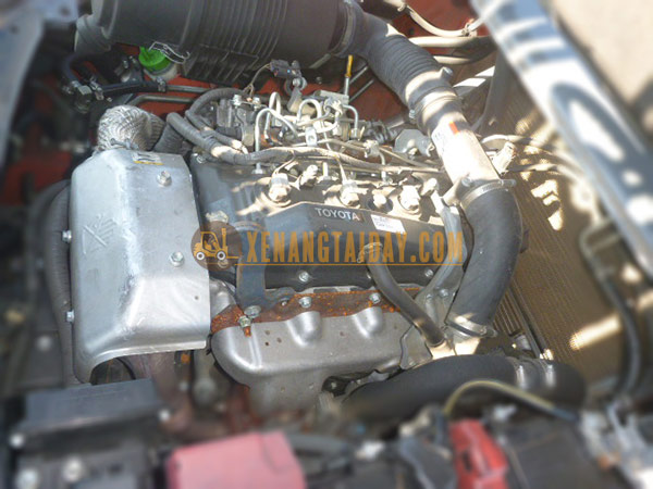 Xe nâng dầu TOYOTA 8FD45