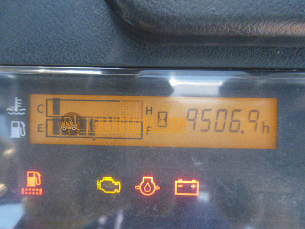 Xe nâng dầu TOYOTA 8FD45