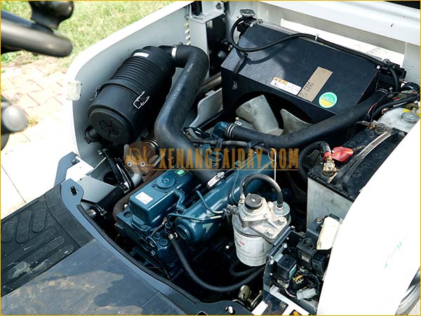 Xe nâng dầu UNICARRIERS FD15T14