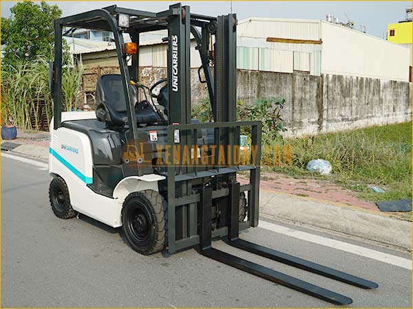 Xe nâng dầu UNICARRIERS FD15T14