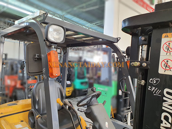 Xe nâng dầu UNICARRIERS FD18T13