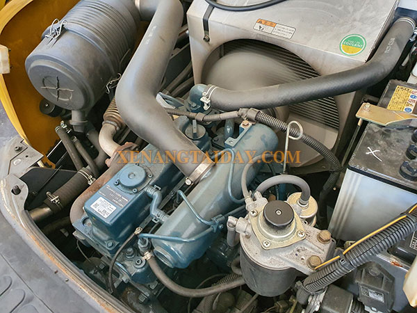 Xe nâng dầu UNICARRIERS FD18T13