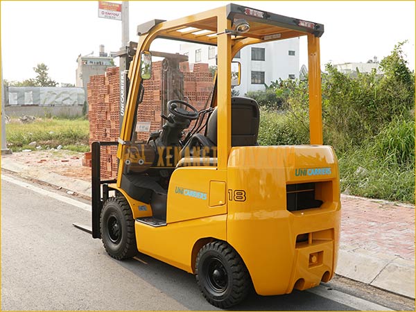 Xe nâng dầu UNICARRIERS FD18T14