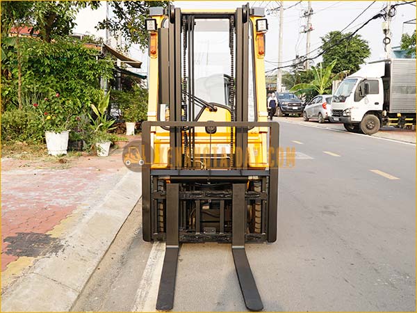 Xe nâng dầu UNICARRIERS FD18T14