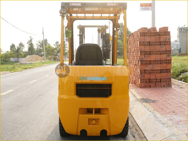 Xe nâng dầu UNICARRIERS FD18T14