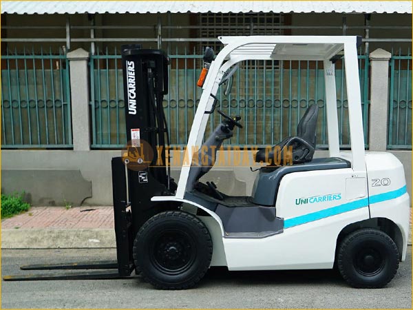 Xe nâng dầu UNICARRIERS FD20T4