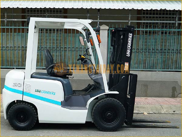 Xe nâng dầu UNICARRIERS FD20T4