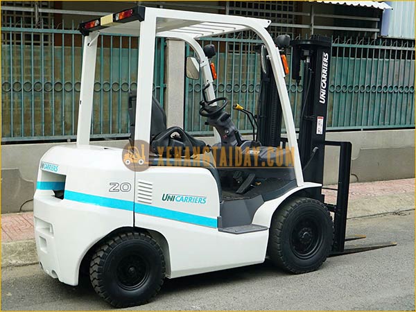 Xe nâng dầu UNICARRIERS FD20T4