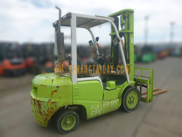 Xe Nâng Dầu UNICARRIERS FD30T4