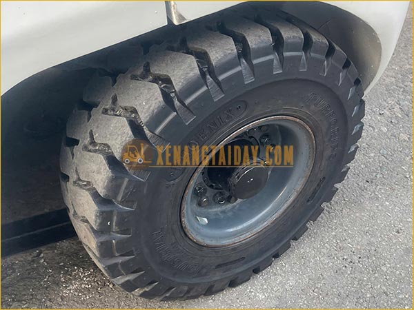 Xe nâng dầu UNICARRIERS FD30T4