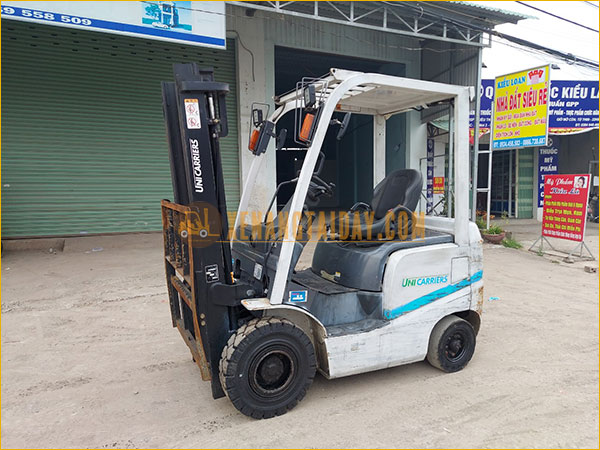 Xe Nâng Dầu UNICARRIERS FHD18T3Z