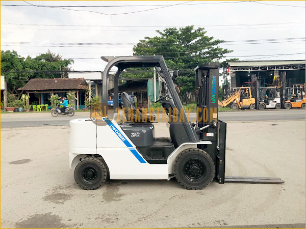Xe Nâng Dầu UNICARRIERS FHD20T5