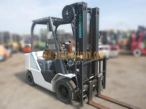Xe Nâng Dầu UNICARRIERS FHD25T5 