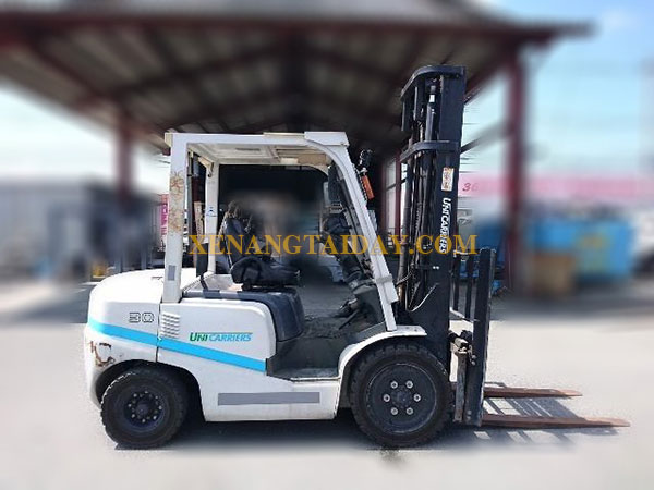 Xe Nâng Dầu UNICARRIERS FHD30T3A