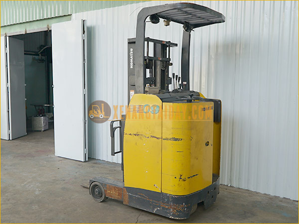 Xe nâng điện đứng lái KOMATSU FB09RC-12