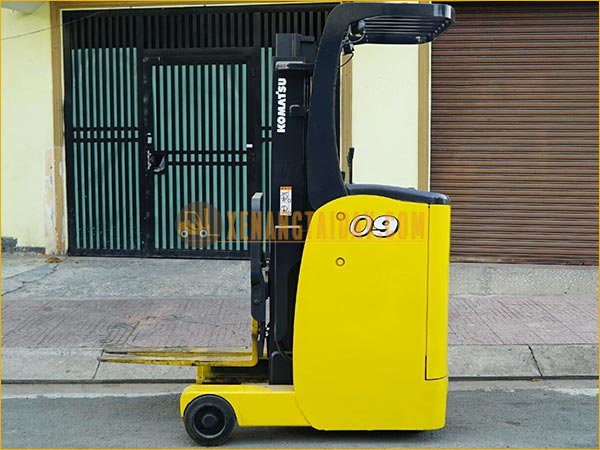 Xe nâng điện đứng lái KOMATSU FB09RS-14