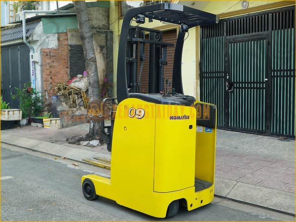 Xe nâng điện đứng lái KOMATSU FB09RS-14