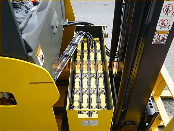 Xe nâng điện đứng lái KOMATSU FB09RS-15