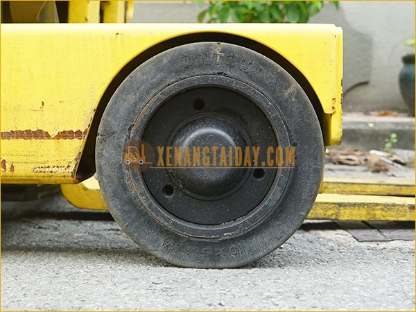 Xe nâng điện đứng lái KOMATSU FB09RS-15