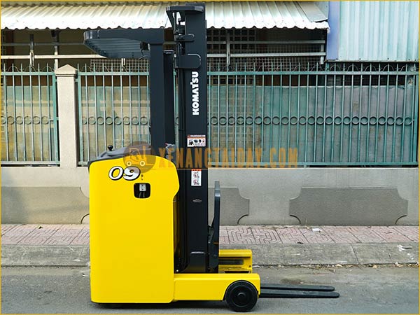 Xe nâng điện đứng lái KOMATSU FB09RS-15