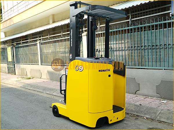 Xe nâng điện đứng lái KOMATSU FB09RS-15