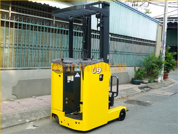 Xe nâng điện đứng lái KOMATSU FB09RS-15
