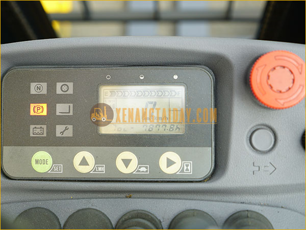 Xe nâng điện đứng lái KOMATSU FB09RS-15