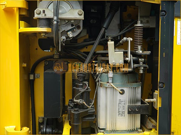 Xe nâng điện đứng lái KOMATSU FB10RS-14