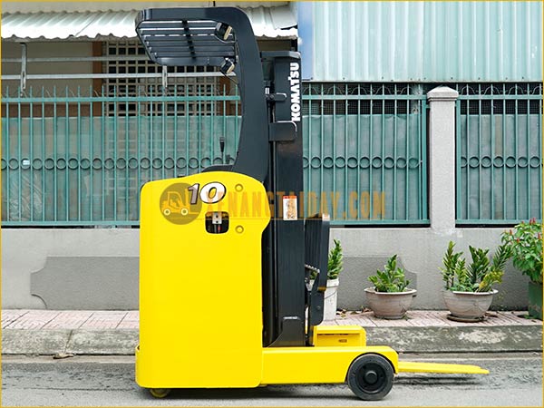 Xe nâng điện đứng lái KOMATSU FB10RS-14