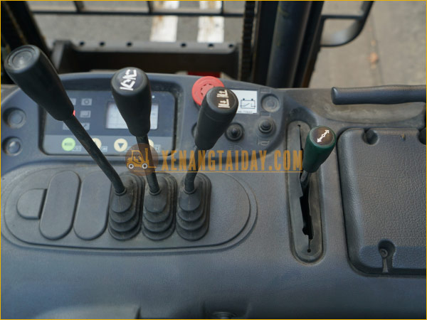 Xe nâng điện đứng lái KOMATSU FB10RL-15