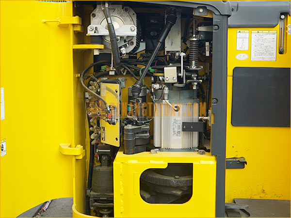Xe nâng điện đứng lái KOMATSU FB10RL-15