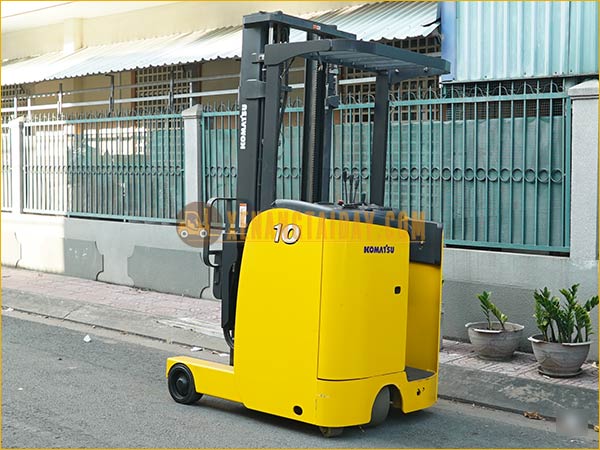 Xe nâng điện đứng lái KOMATSU FB10RL-15