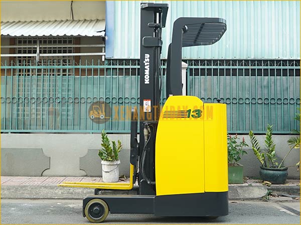 Xe nâng điện đứng lái KOMATSU FB13RCF-12
