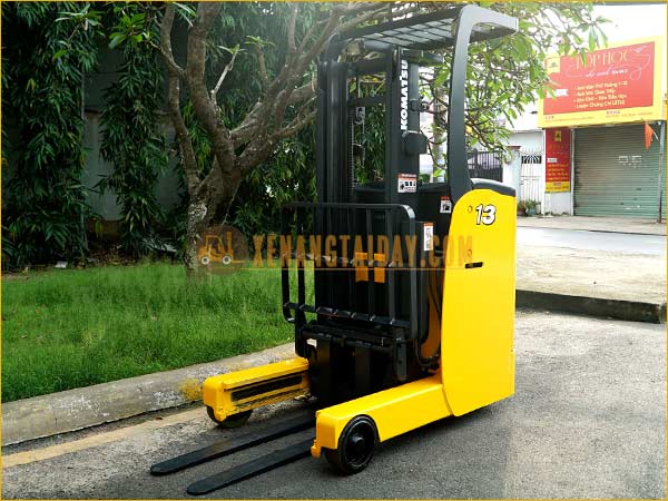 Xe nâng điện đứng lái KOMATSU FB13RS-14