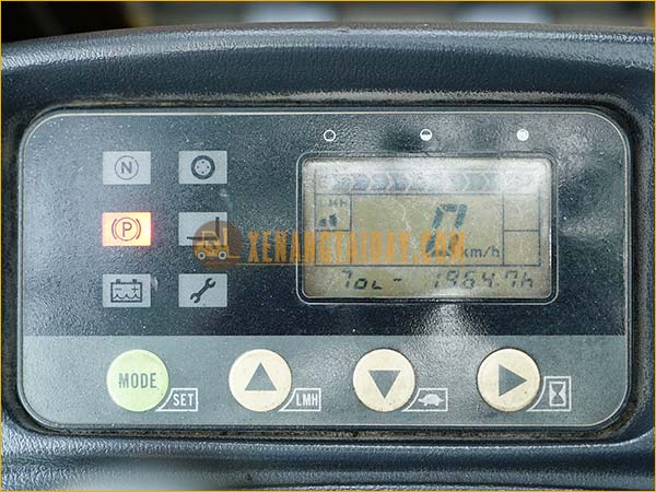 Xe nâng điện đứng lái KOMATSU FB13RS-14