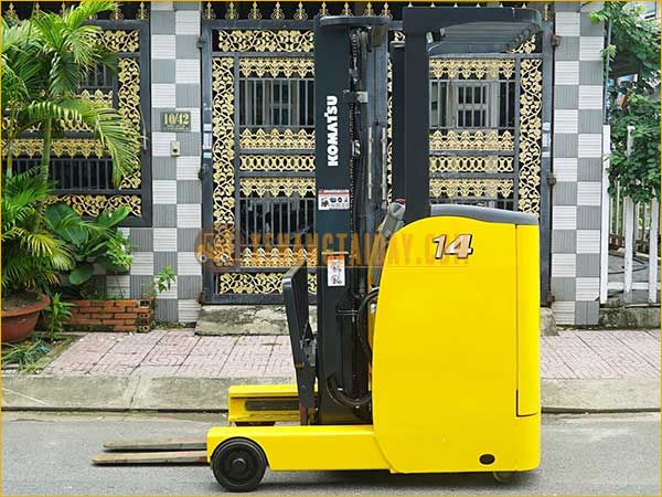 Xe nâng điện đứng lái KOMATSU FB14RL-15