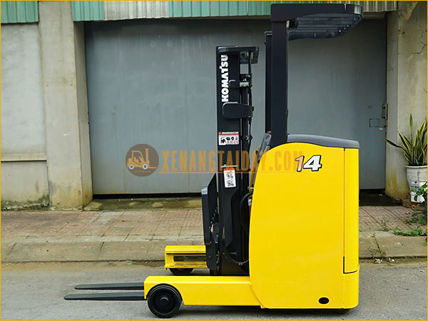 Xe nâng điện đứng lái KOMATSU FB14RL-15