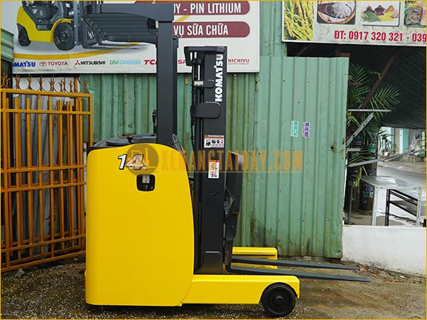 Xe nâng điện đứng lái KOMATSU FB14RL-15