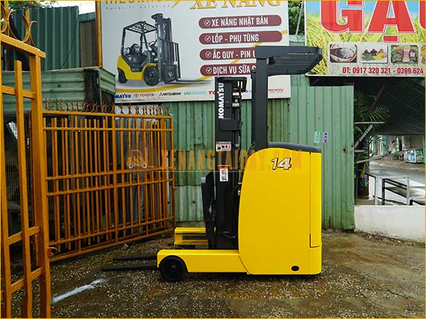 Xe nâng điện đứng lái KOMATSU FB14RL-15
