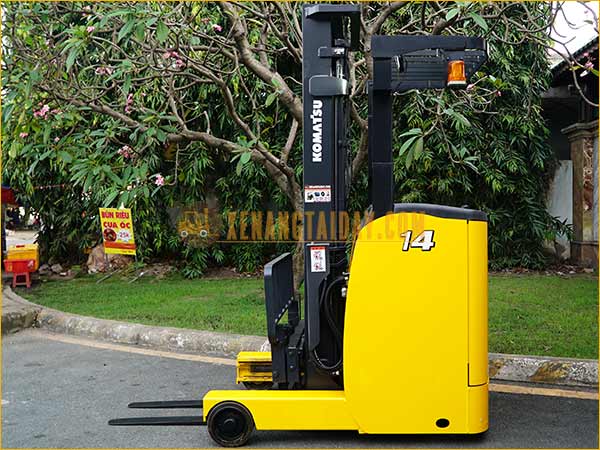 Xe nâng điện đứng lái KOMATSU FB14RL-15