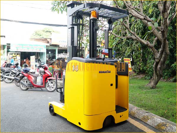 Xe nâng điện đứng lái KOMATSU FB14RL-15