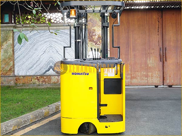 Xe nâng điện đứng lái KOMATSU FB14RL-15