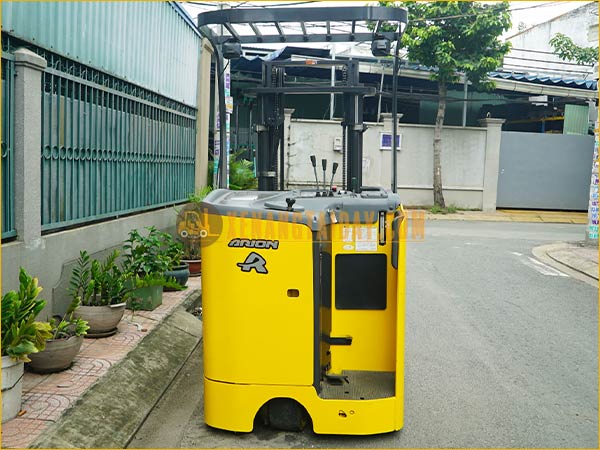 Xe nâng điện đứng lái KOMATSU FB15RL-14