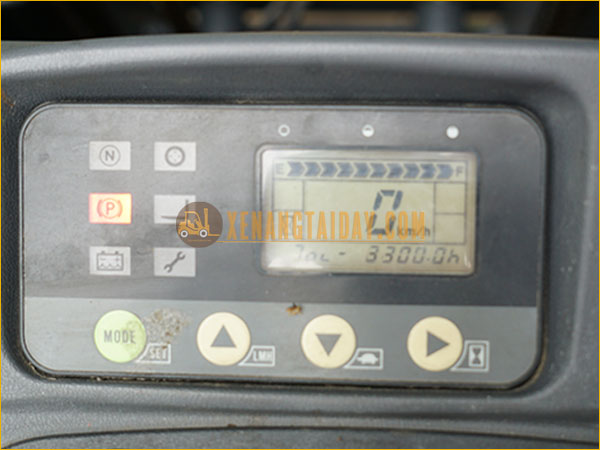 Xe nâng điện đứng lái KOMATSU FB15RL-15