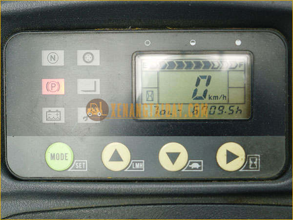 Xe nâng điện đứng lái KOMATSU FB15RL-15