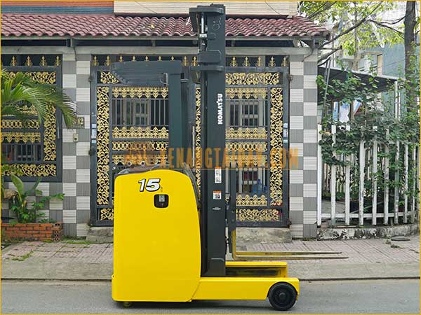 Xe nâng điện đứng lái KOMATSU FB15RL-15